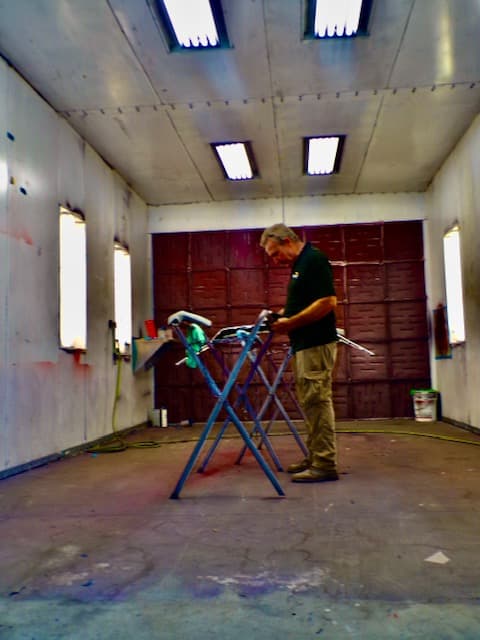 Speedeezz Auto Finish professional spray booth refinish in Fort Myers and Southwest Florida